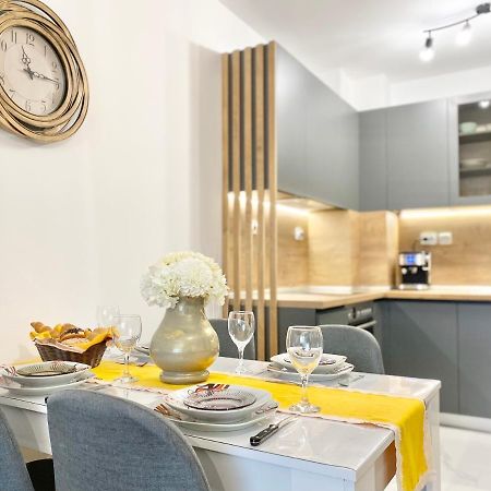 Art Apartment For 4 People Free Parking & Wifi Stara Zagora Bagian luar foto
