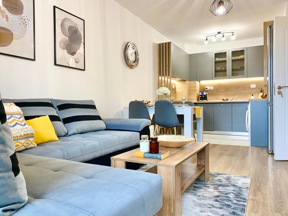 Art Apartment For 4 People Free Parking & Wifi Stara Zagora Bagian luar foto