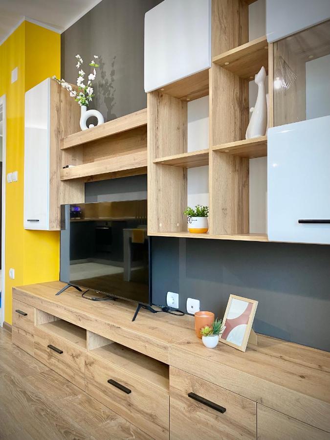 Art Apartment For 4 People Free Parking & Wifi Stara Zagora Bagian luar foto