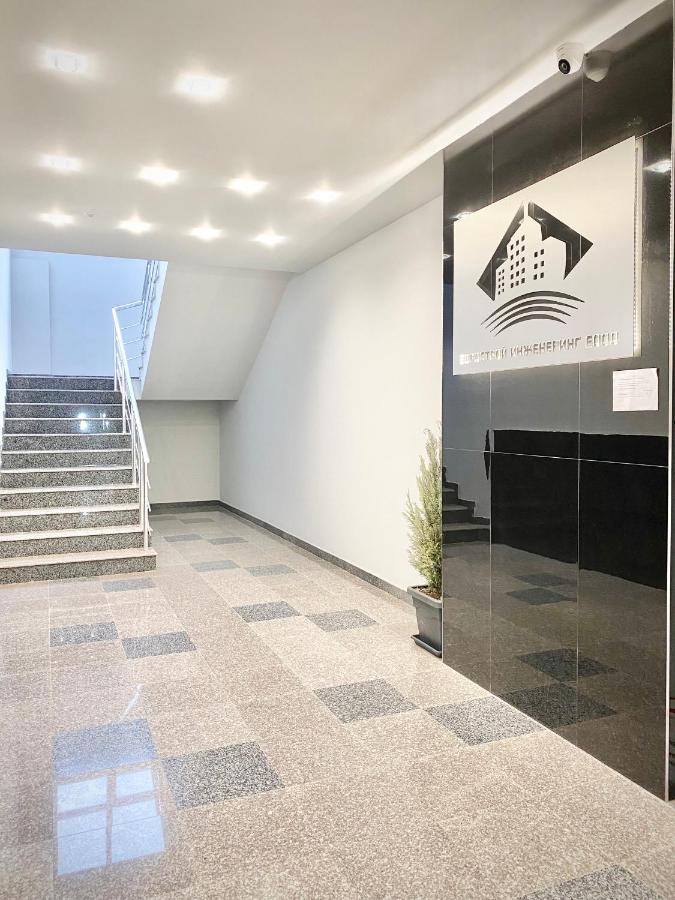 Art Apartment For 4 People Free Parking & Wifi Stara Zagora Bagian luar foto