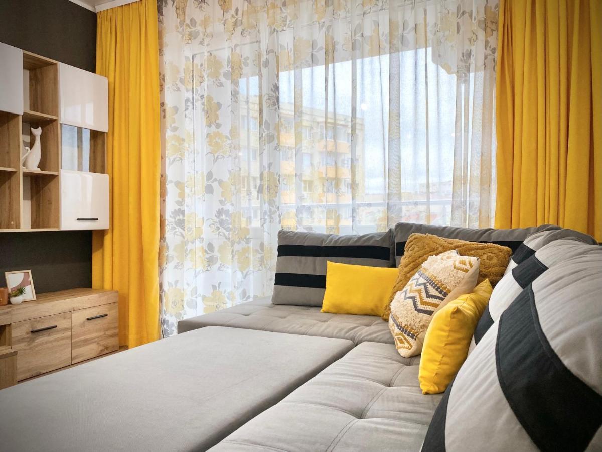 Art Apartment For 4 People Free Parking & Wifi Stara Zagora Bagian luar foto
